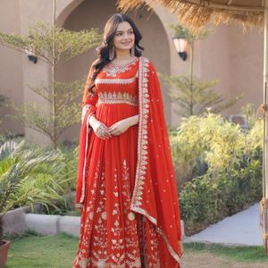 Lehenga Choli Dupatta brodé rouge pour femme, robe de soirée de mariage longue, Inde, Pakistan - Product Image 1