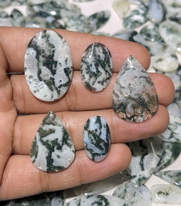 Cabujón de Ágata Natural Pulido Blanco y Verde con Patrones Únicos para Anillos de Plata, Colgantes y Envoltura de Alambre - Product Image 6