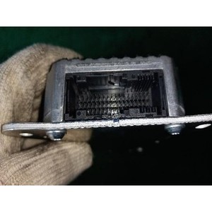 ECU และโมดูลคอมพิวเตอร์มือสองสำหรับรถยนต์ซีรีส์ 7 รุ่น 6855921013 - Product Image 4