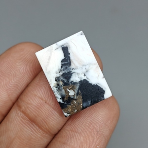 Cabujón de Búfalo Blanco en Forma de Pera para Joyería, 20x15x4 mm. 11 Ct. E1253 - Product Image 2