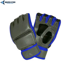 Gants de MMA DAIZEN STAR INTERNATIONAL en cuir avec fermeture auto-agrippante, poignées personnalisées, emballage sur mesure pour adultes en MMA et boxe - Product Image 3