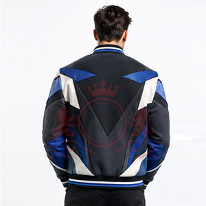 Veste Letterman pour homme, coupe classique, col rabattu, fermeture boutonnée, color-block, en vente - Product Image 2