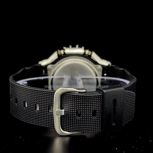 Reloj GA 2100 con esfera verde, modelo Thorn VVS Moissanite, reloj Thorn con moissanita de calidad premium, aprobado por un probador de diamantes. - Product Image 2