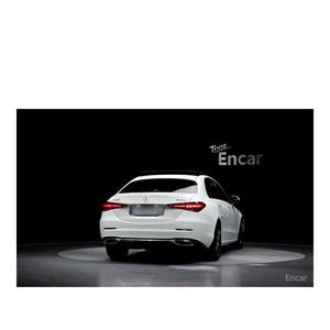 Mercedes-Benz C300 4MATIC Avantgarde Clase C 2024 con Volante a la Izquierda, Caja de Cambios Automática y Cámara Trasera, 21,991 Km - Product Image 4