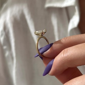 2.5 Carat Elongated Cushion Lab Grown Diamond <b>Dainty</b> Solitaire <b>Ring</b>, 14k Yellow Gold 1.7mm Thin Engagement <b>Ring</b>,IGI Certified - Product Image 3