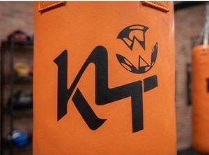 Sac de boxe d'entraînement en tissu Oxford orange K4 avec remplissage de sable pour usage en salle de sport pour adultes - Product Image 4