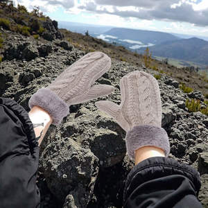 Mitaines de sport d'hiver 2-6 ans – Adorables pour garçons et filles – Rayures tendance – Acrylique/Coton – Ski, cyclisme, fête, extérieur, chaleur, décontracté, quotidien - Product Image 4