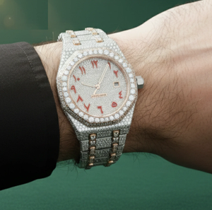 Reloj de Plata con Diamantes para Mujer, Diseño Ligero y Ajuste Cómodo para Uso Diario, Disponible para Venta al Por Mayor - Product Image 5