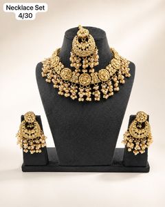 Conjunto de Collar y Pendientes de Novia con Circones Kundan, Joyería de Imitación de Latón Chapado en Oro para Bodas Indias, Diseño Floral, Estilo Moderno - Product Image 1