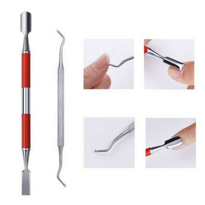 Empujador de Cutículas de Acero Inoxidable de Doble Cara con Mango Largo, Profesional, Personalizado y de Alta Calidad - Product Image 3