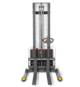 Apilador Eléctrico Totalmente Nuevo con Capacidad de 2640 lb, Altura de Elevación de 138 Pulgadas, Patas y Horquillas Ajustables - Product Image 1
