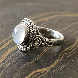 Dainty Moonstone Gemstone <b>Sterling</b> <b>Silver</b> Oval Shape <b>Ring</b> 3.4 Grams for Women and <b>Men</b> - Product Image 2
