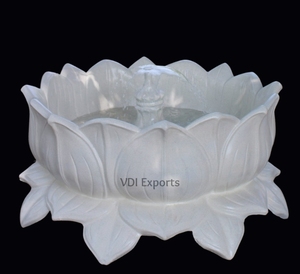 VDI Exports Fontaine élégante en résine en forme de lotus – Fontaine d'eau de luxe pour la décoration d'entrée et d'allée de mariage - Product Image 1