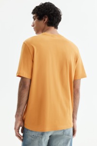 เสื้อยืดเนื้อหนา พิมพ์โลโก้ได้ตามต้องการ เสื้อยืดคอตตอนแบบลำลอง ทรงปกติ คอกลม สไตล์วินเทจ ผ้าคอตตอนฟอก ทรงเรียบง่าย ปรับแต่งได้ - Product Image 5