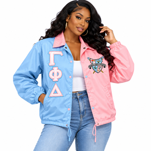 Veste de coach personnalisée Gamma Phi Delta Sorority, matelassée, respirante, légère, logo brodé sur le devant, bleu ciel, rose, manches longues - Product Image 3