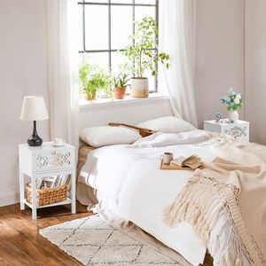 2 Comodini Singoli Bianchi Intagliati 40*35*56cm in MDF con Specchio Fumé e Vernice Spray per Arredamento Camera da Letto - Product Image 5