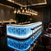 Comptoir de bar incurvé en forme de L de grande taille, design pour restaurant musical, hôtel, salon VIP, comptoir de bar de luxe avec LED RGB