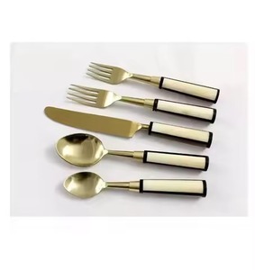 Ensemble de couverts en métal de qualité supérieure, cuillère, fourchette, couteau durables, vaisselle de table pour les marchés hôteliers mondiaux - Product Image 2