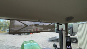 Tracteur agricole John Deere 6-R215 - Product Image 5