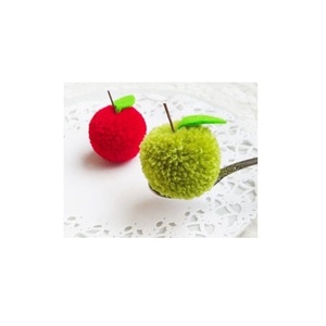 Mini pompons de 5 cm en forme de poire et de pomme, pour travaux manuels, jouets et décoration. Achetez directement auprès du fournisseur au prix de gros. - Product Image 1