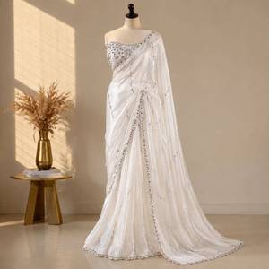 Tissu Georgette Traditionnel Blanc Brodé de Perles, Textile Tissé Longueur Ras du Sol pour Robes de Mariage Indiennes et Pakistanaises - Product Image 3