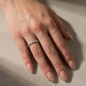 Elegant Design Gold Plated Moissanite Cut 0.35Ct Wave Shaped Eternity Band 925 Sterling <b>Silver</b> Wedding <b>Ring</b> for Women India - Product Image 3