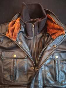 Chaqueta de invierno para hombre de cuero genuino con forro de sherpa. - Product Image 3