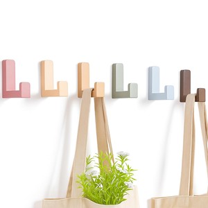 Crochets muraux empilables géométriques en bois de manguier faits à la main - Vente en gros - Product Image 4