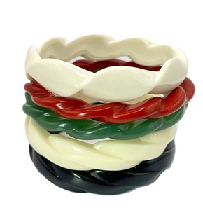 กำไลข้อมือเรซิ่นคุณภาพดี ลายแกะสลักสูง ลายพืช สีดำ สีเขียว สีน้ำตาล เครื่องประดับแฟชั่นสำหรับผู้หญิงและผู้ชาย - Product Image 4