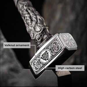 Martillo Vikingo Hecho a Mano con Mango Tallado Inspirado en Odín Nórdico, Diseño Grabado, Mango Antideslizante de Grado Industrial, 18 cm, Resistente - Product Image 2