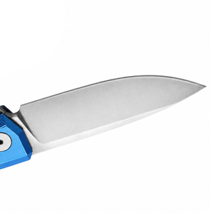 Navajas Plegables Azul Brillante con Hoja de Punta Caída Plateada, Mango Metálico Duradero, Clip de Bolsillo y Abrepuertas Manual para Camping y Uso Diario - Product Image 4