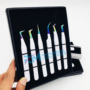 Pince à épiler pour extensions de cils en acier inoxydable avec embout multi-plasma et revêtement en poudre blanche, ensemble de pinces avec emballage en boîte cartonnée - Product Image 5