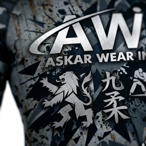 เสื้อแรชการ์ดแขนยาวสำหรับผู้ชาย ยี่ห้อ Askar Wear ลายพรางพิมพ์แบบ Sublimation พร้อมโลโก้ด้านหลัง แห้งเร็ว ผลิตจากผ้า Spandex และโพลีเอสเตอร์ - Product Image 3