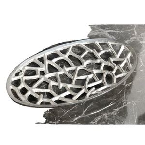 Best Selling Classic Design Food Serving <b>Trays</b> for Home Hotels & Restaurants with Custom Logo Round Shape Silver Finished - Product Image 6