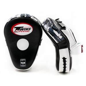 Best Quality TWins Boxing Focus Mitt Genuine Leather Protective Training Boxing Kickboxing Muay Thai Twins Boxing Focus Mitt - Product Image 2