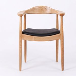 Silla de Comedor de Madera Maciza al por Mayor con Asiento de Cuero PU, Sillón con Acabado en Nogal para Restaurante, Hotel y Mobiliario Comercial - Product Image 6