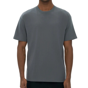 T-shirt Homme de Luxe Personnalisé Coupe Classique 100% Coton Vintage Col Rond Grammage Lourd 180 Grammes Vierge pour Logo Personnalisé - Product Image 1