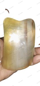 Outil Gua Sha fait main en corne de buffle - Product Image 2