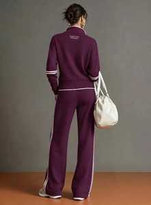Conjunto Deportivo Oneten para Mujer, Color Granate, con Cierre de Cremallera, 2 en 1, Cuello Alto, Top de Manga Larga a Rayas y Pantalones Anchos - Product Image 3