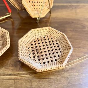 Juego de Posavasos de Ratán Premium, Perfecto para Mesa de Comedor, Tazas de Café, Barra de Cocina, Fiestas y Regalos, de la India - Product Image 1