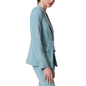 Nouvel arrivage : Ensemble de costume décontracté élégant bleu clair pour femme, style K, idéal pour le bureau et les trajets quotidiens, avec blazer et manteau style sororité - Product Image 2
