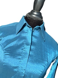 Vaquera hecha a mano Western Show Shirt en tejido de tafetán elástico océano - Product Image 2