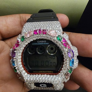 Reloj de Diamantes de Lujo Exclusivo con Caja de Acero Inoxidable, Semi-Engastado con Múltiples Piedras y Correa de Goma Negra - Product Image 5