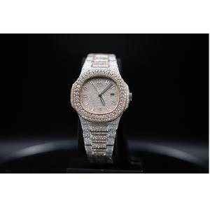 Proveedor indio de relojes de diamantes modernos con diseño duradero para uso diario y viajes de negocios, disponible a un precio competitivo. - Product Image 1