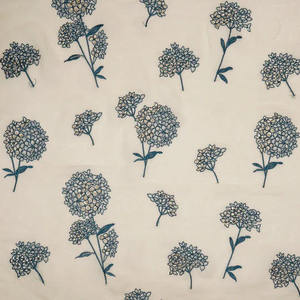 Tela de Chifón Bordada Malty Dobby, 100% Poliéster, Transpirable, Ecológica, para Bodas, Color Personalizado, Suministro Textil, Exportaciones - Product Image 1