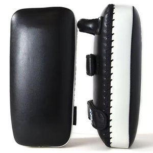 Protège-tibias professionnels légers en cuir pour l'entraînement de boxe et de Muay Thai – Boucliers de frappe durables et respirants pour les arts martiaux - Product Image 6