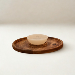 Plato de madera para chips y salsa con sección integrada para la salsa |   Tabla de Madera Natural para Servir Bocadillos y Aperitivos - Product Image 1