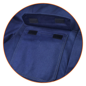 Este traje de soldadura está hecho de tela de algodón tratada resistente al fuego de primera calidad para una seguridad confiable y un rendimiento duradero. - Product Image 3