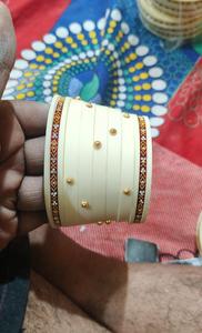 Chic Hand-Poured Resin <b>Bangles</b> Vibrant Artistic Acrylic Churi Modern Minimalist Lightweight Fashion Jewelry For Women - Product Image 4