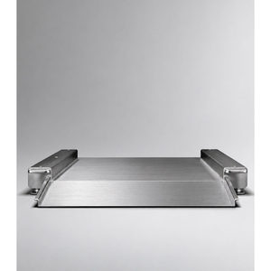 GRAM Penguin S - Balance de sol en acier inoxydable à profil bas avec rampe pour environnements industriels intensifs - Product Image 1